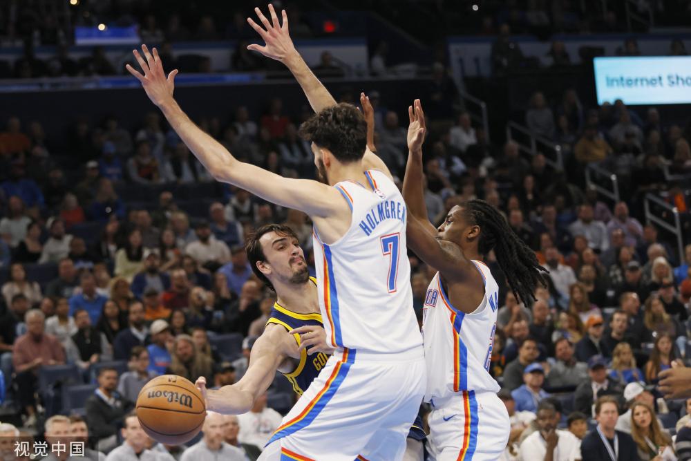 中表現略顯 中表現略顯